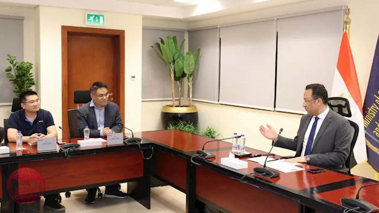 مصر مركز إقليمي لتصنيع الهواتف: "هونر" توسع استثماراتها