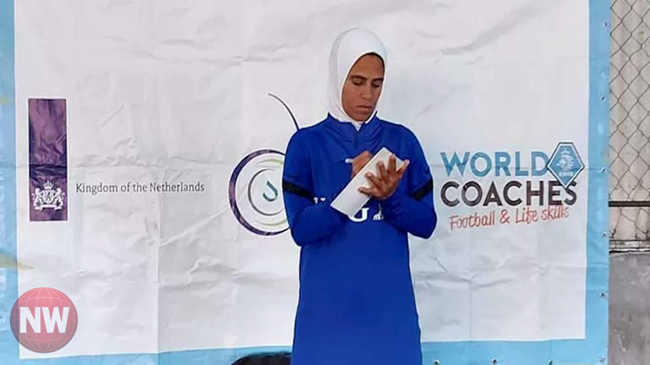 مدربة مصرية تنتقد إدارة الطيران بعد هبوط الفريق للسيدات