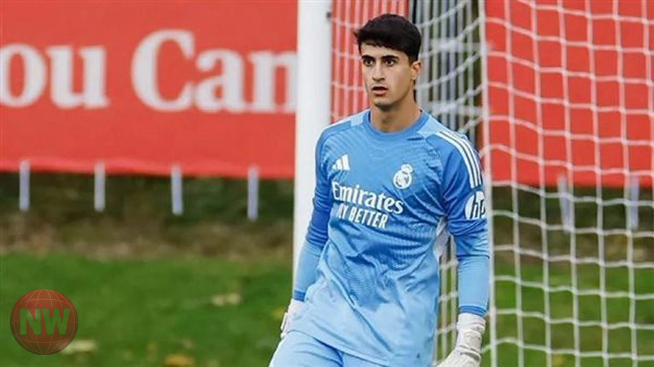 ريال مدريد يخطط لتجديد عقد حارسه الشاب خافي نافارو