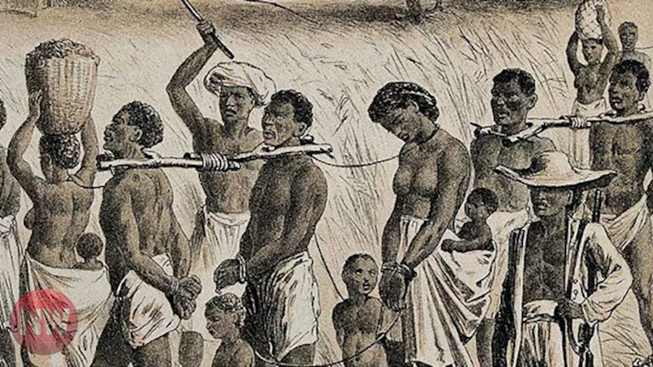 جذور كرة القدم الإنجليزية: ارتباطات تاريخية بأعمال تجارية مثيرة للجدل