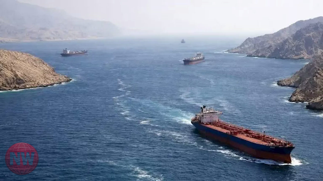 إغلاق مضيق هرمز يهدد التجارة العالمية للطاقة ويتسبب في اضطرابات أسعار