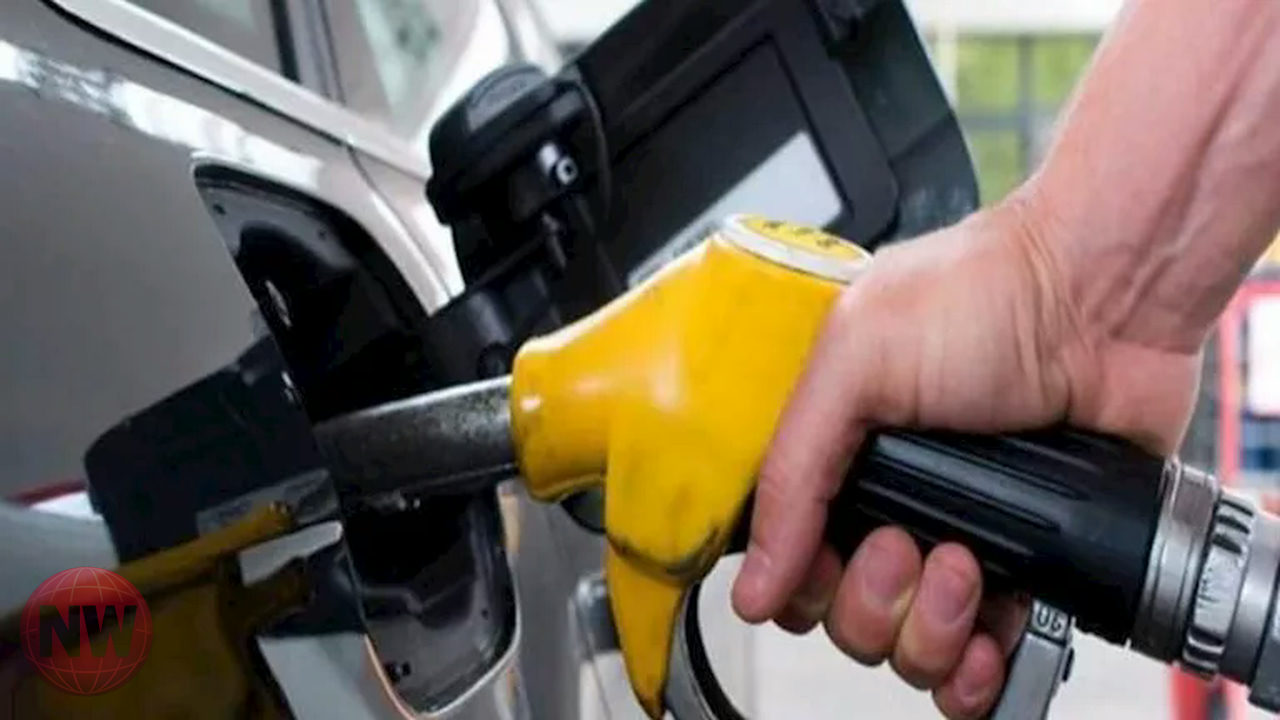 أسعار الوقود محليًا: بين تراجع النفط عالميًا ومطالب بخفض لتر البنزين