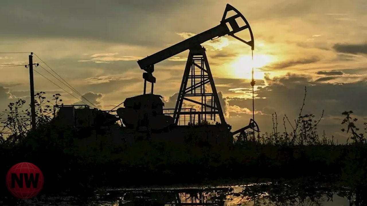 أسعار النفط تتراجع وسط غموض مفاوضات أمريكا وإيران