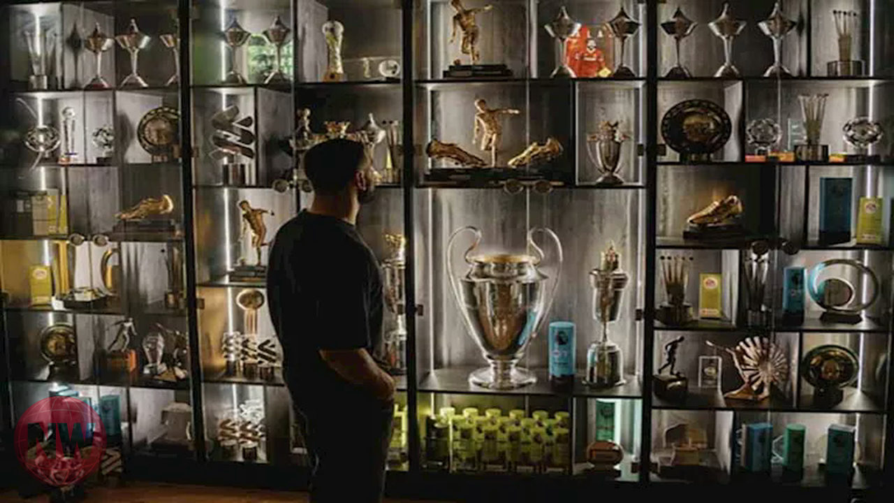 محمد صلاح يشارك صوراً من تدريبات ليفربول قبل مواجهة كريستال بالاس