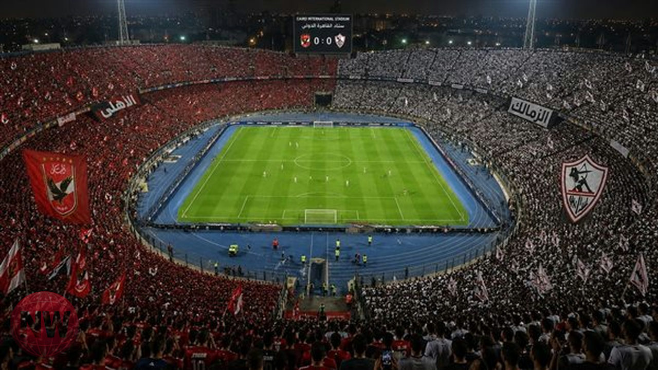 قمة الدوري المصري: الزمالك يتصدر والبحث عن استعادة الأهلي لمساره
