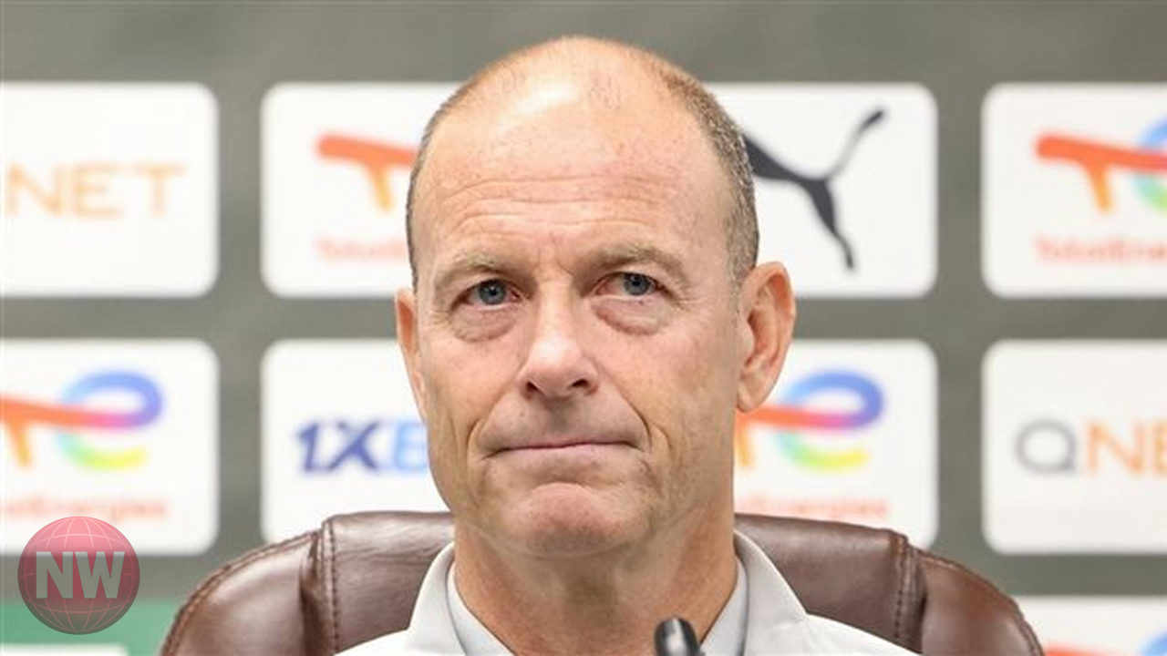 الأهلي يكشف تفاصيل عقد مدربه الجديد وقيمة الشرط الجزائي