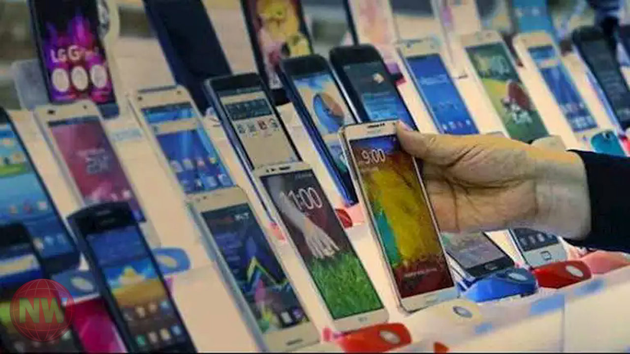 ركود بسوق المحمول المصري.. الشعبة تتوقع انتعاشاً بعد العيد