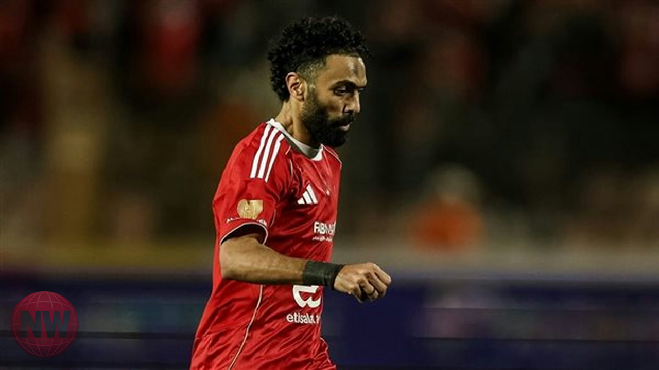 الأهلي يقترب من حسم تجديد عقد نجم الفريق حسين الشحات