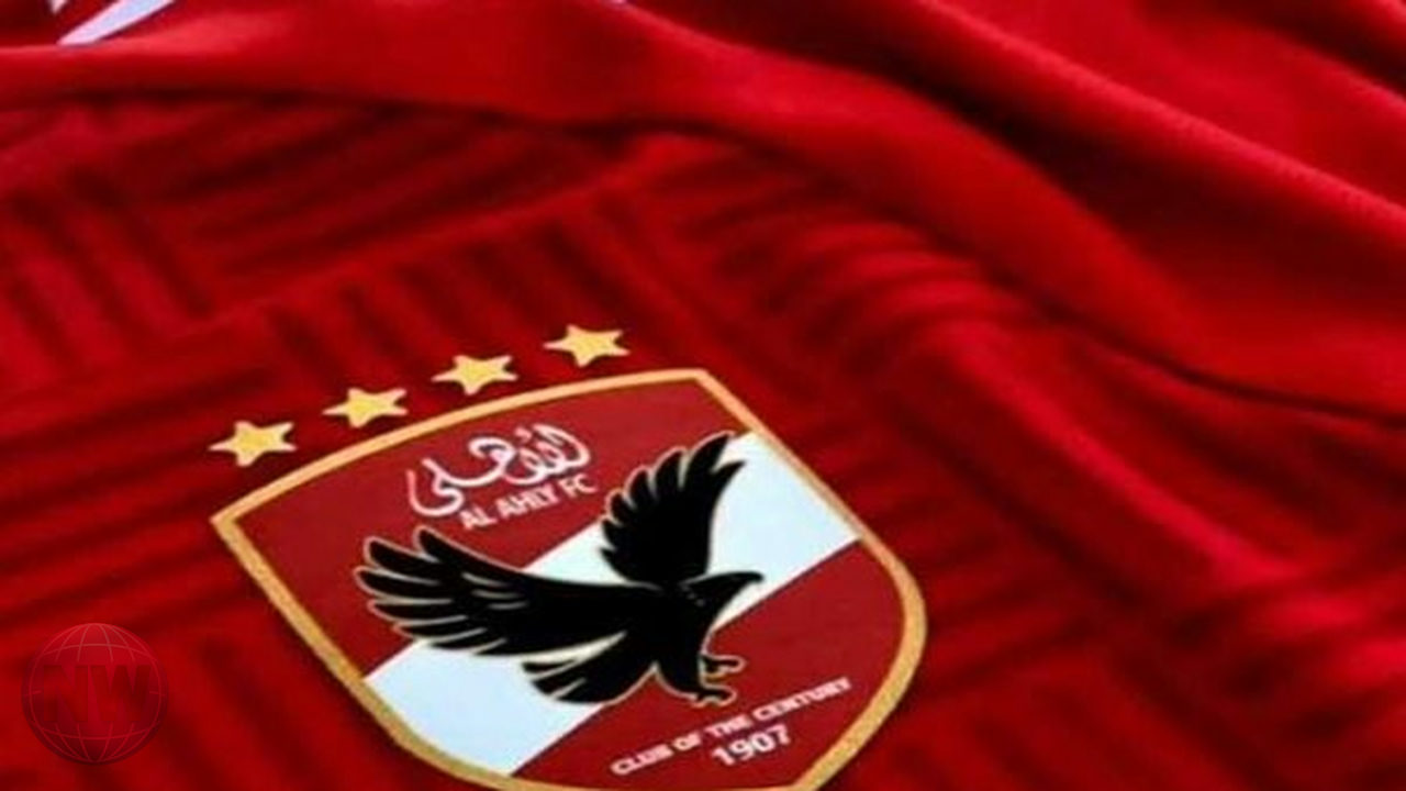 الأهلي يقترب من الحصول على قرض دولاري لتغطية مستحقات الأجانب