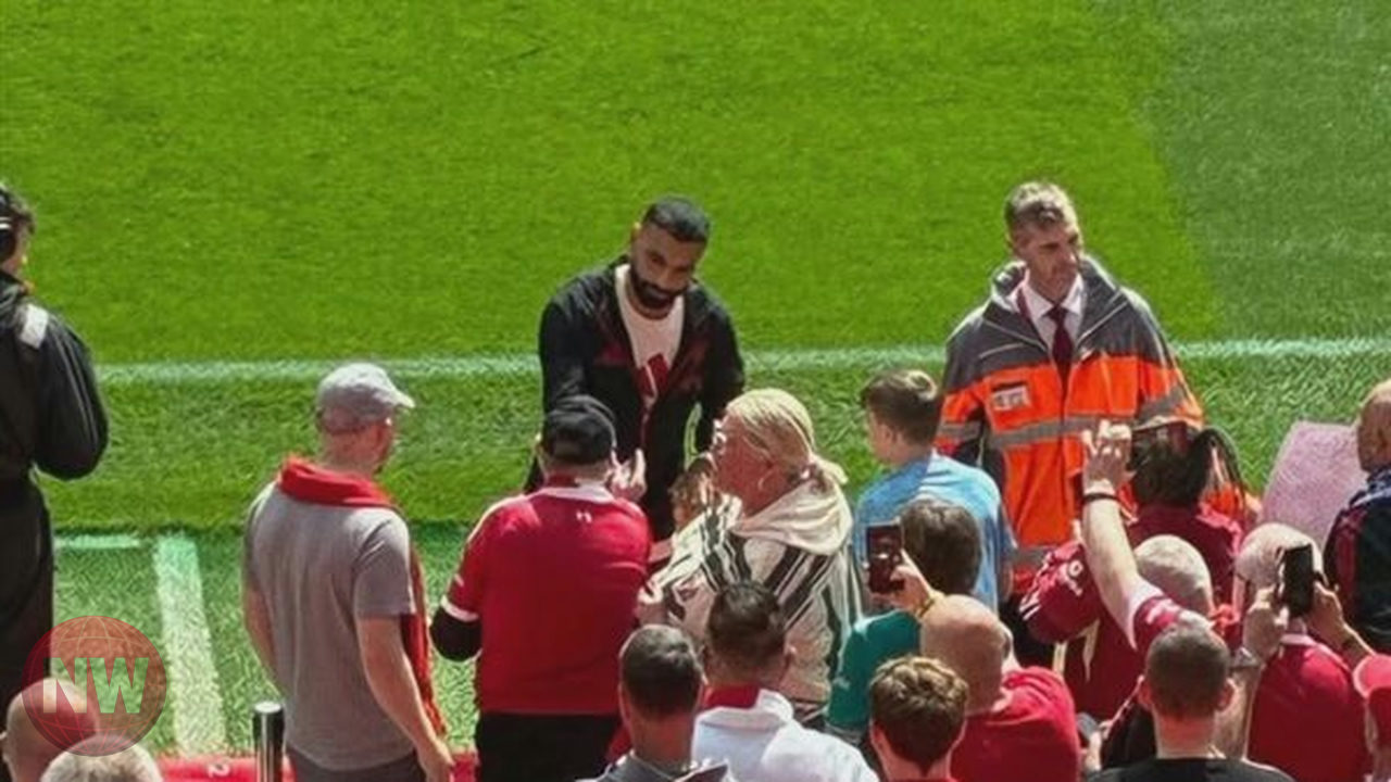 محمد صلاح يحضر أنفيلد رغم غيابه عن مواجهة تشيلسي