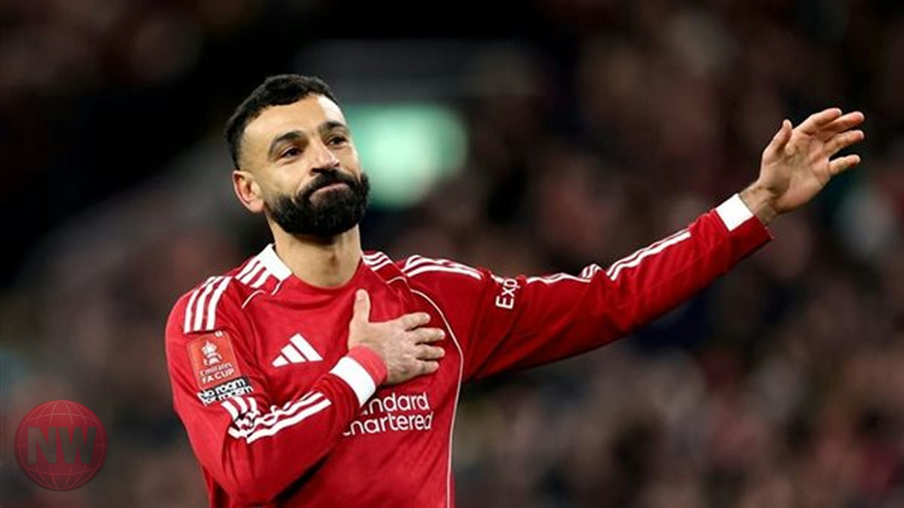 ليفربول يواجه أستون فيلا في صراع على المركز الرابع بالدوري الإنجليزي