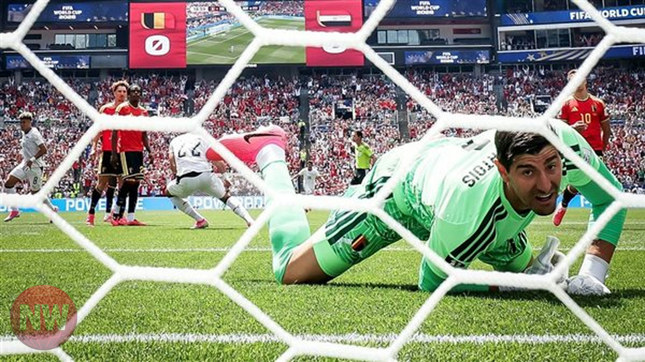 مصر تتقدم على بلجيكا بهدف إمام عاشور في الشوط الأول بكأس العالم