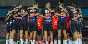 بمشاركة لاعبي الأهلي والزمالك.. منتخب مصر يواصل ...