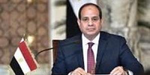 الرئيس السيسي يتفقد صالة العرض الذكية بمعرض مصر الدولى الأول للطيران والفضاء