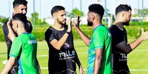 بعد غيابه بسبب الامتحانات، لاعب الزمالك ينتظم في معسكر الفريق ببرج العرب