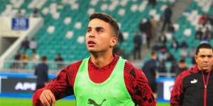 محمد
      حمدي
      يعود
      لتدريبات
      الزمالك
      بعد
      تماثل
      الشفاء