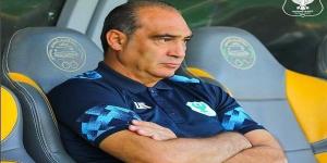 علي
      ماهر
      يعلن
      تشكيل
      المصري
      للقاء
      الزمالك
      فى
      كأس
      الكونفدرالية