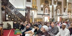 «نغرس
      فيأكل
      من
      بعدنا»..
      تفاصيل
      خطبة
      اليوم
      الجمعة
      2
      مايو
      2025