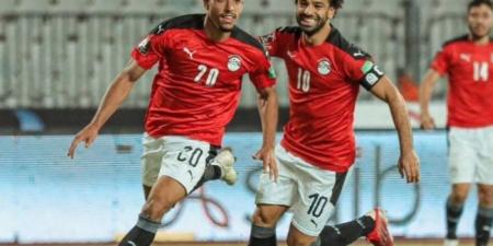 محمد صلاح يفاجئ عمر مرموش برسالة «جولدن بوي» في منتخب مصر (فيديو)