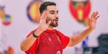 محسن رمضان: الأهلي جاهز لمواجهة سي إف جي.. ونلعب من أجل الفوز فقط