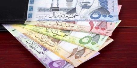 سعر الريال السعودي مقابل الجنيه المصري في بداية تعاملات اليوم الجمعة