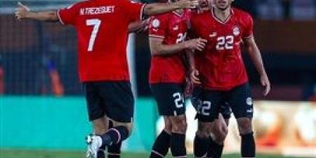 منتخب
      مصر
      بالأحمر
      وكاب
      فيردي
      بالأزرق