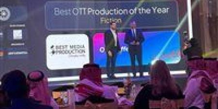 مسلسل
      عمر
      أفندي
      يحصد
      جائزة
      أفضل
      إنتاج
      من
      BroadCastPro
      Summit
      and
      award