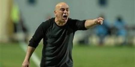 حسام
      حسن:
      نقدم
      أداء
      مع
      المنتخب
      لم
      يحدث
      منذ
      الجوهرى
      وشحاتة
      والتقليل
      لا
      أتقبله