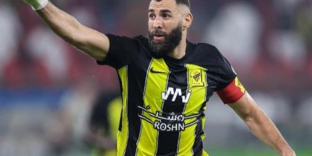 شاهد هدف كريم بنزيما الملغي في شباك الهلال بكأس الملك السعودي