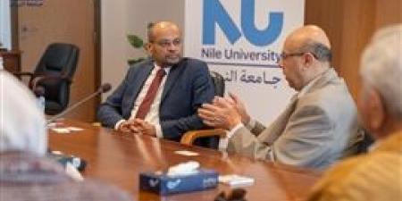 تفاصيل
      بروتوكول
      تعاون
      استراتيجي
      جديد
      بين
      البورصة
      المصرية
      وجامعة
      النيل