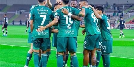 الأهلي
      يهزم
      الشباب
      بثلاثية
      في
      الدوري
      السعودي