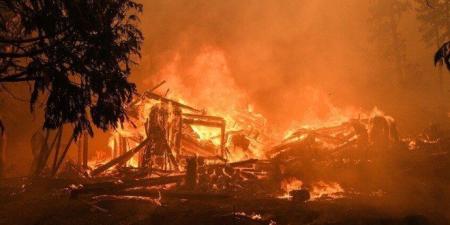 المغرب..
      حريق
      ضخم
      يلتهم
      سوقًا
      شعبيًا
      في
      طنجة
      مخلفًا
      خسائر
      جسيمة..
      فيديو