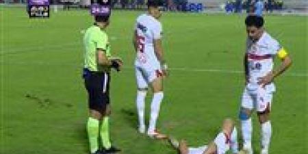 أحمد
      الجفالي
      يغادر
      مباراة
      الزمالك
      وإنبي
      في
      الدوري
      الممتاز
      بعد
      الإصابة
      بشد
      في
      العضلة
      الخلفية