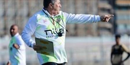 ثلاثي
      في
      الهجوم..
      بيسيرو
      يعلن
      تشكيل
      الزمالك
      أمام
      إنبي