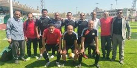 "
      الجيزة
      "
      تفوز
      بثلاثية
      على
      فريق
      البنك
      المركزي
      المصري
      في
      دوري
      الدرجة
      الأولى
      للشركات