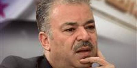 نقيب
      الفنانين
      السوريين
      يرفض
      قرار
      سحب
      الثقة
      منه:
      القرار
      غير
      قانوني