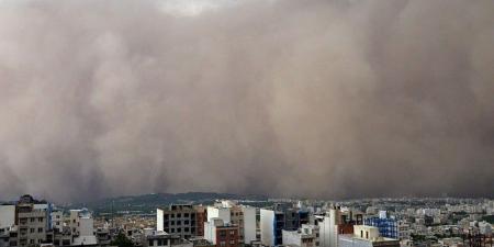سحابة
      من
      الغبار
      تجبر
      ملايين
      الايرانيين
      على
      البقاء
      في
      منازلهم