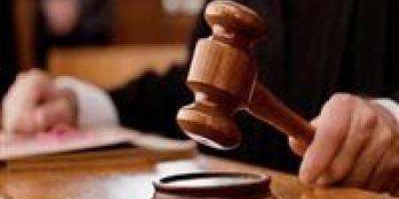 السجن
      10
      سنوات
      لعامل
      لتعديه
      على
      سيدتين
      بالزيتون