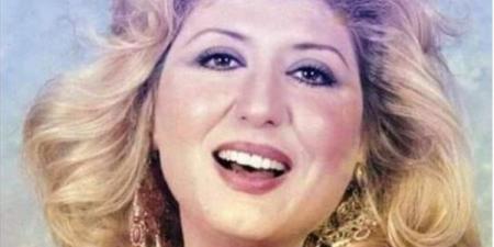 سهير
      رمزي
      تفتح
      صندوق
      أسرارها
      لأول
      مرة...
      وتعلق
      على
      سبب
      خلع
      الحجاب