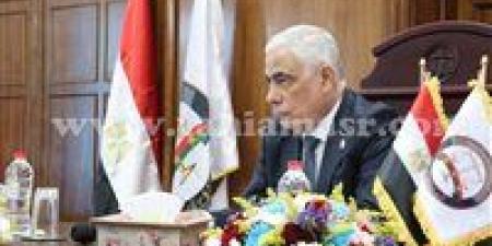 النائب
      العام
      يلتقي
      بأعضاء
      النيابة
      العامة
      وموظفيها
      بدائرة
      نيابة
      استئناف
      المنصورة