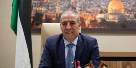 الشيخ
      يشيد
      بدعم
      مصر
      للسلطة
      الفلسطينية
      وجهودها
      في
      وقف
      النار
      وإعمار
      غزة
