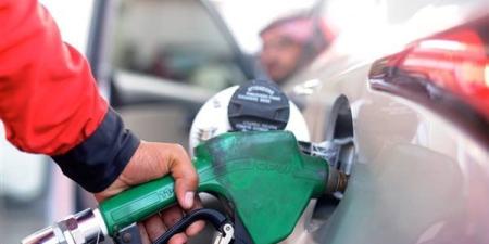 البنزين
      المغشوش..
      "البترول"
      ترد
      ...