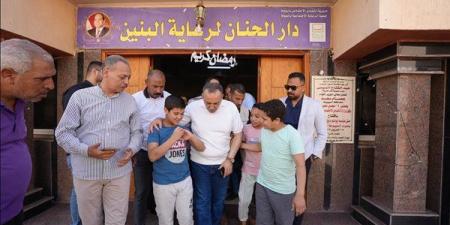 محافظ
      أسيوط
      يفتتح
      وحدات
      الحساب
      ...