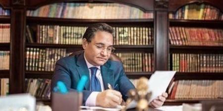 عبدالرحيم
      علي
      ينعى
      زوجة
      الكاتب
      محمد
      مصطفى
      شردي
