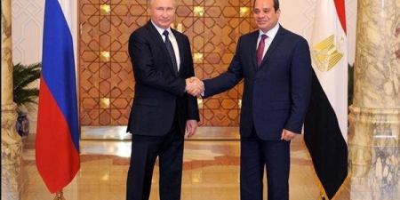 مش
      احتفالات
      بس..
      السيسي
      كان
      ...