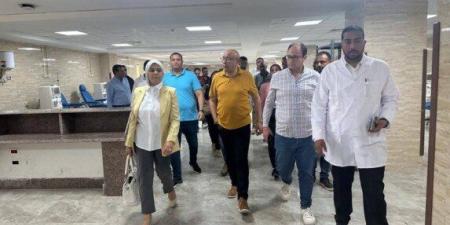 الصحة:
      فريق
      الطب
      العلاجي
      يتفقد
      مستشفيات
      قنا
      لمتابعة
      جودة
      الخدمات
      المقدمة
      للمواطنين