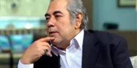 صبري
      عبد
      المنعم
      يطمئن
      جمهوره:
      الحمد
      لله
      بقيت
      بخير..
      وشكرًا
      لكل
      من
      سأل
      عني