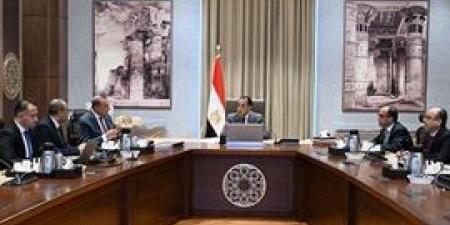 رئيس
      الوزراء
      يستعرض
      الموقف
      التنفيذي
      لمشروعات
      صندوق
      التنمية
      الحضرية