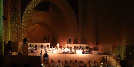مدينة
      فاس
      تحتضن
      "أناشيد
      المريدية"