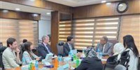 هيئة
      الاستشعار
      من
      البعد
      تبحث
      ...